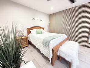 1 bedroom, desk, iron/ironing board, free WiFi