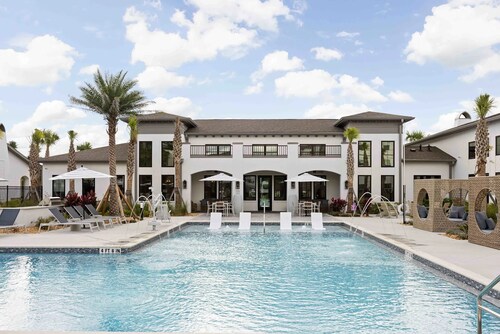 Luxury resort brand new Apartment St Augustine Florida UF Hospital