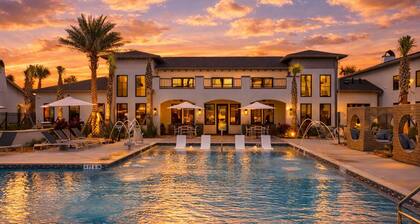 Luxury resort brand new Apartment St Augustine Florida UF Hospital