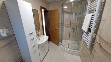 Apartment (Two Bedroom Apartment)