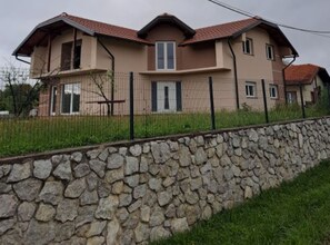Apartment (Two Bedroom Apartment) | Exterior - Apartment Freya (Karlovac)