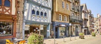 Charming studio apartment in a bourgeois house