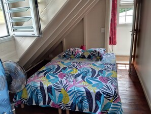Iron/ironing board, Internet, bed sheets - Zenitude Bungalow (Le Lorrain)