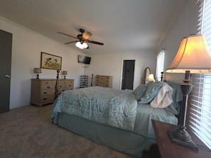 3 chambres, accès au Wi-Fi (inclus), literie fournie