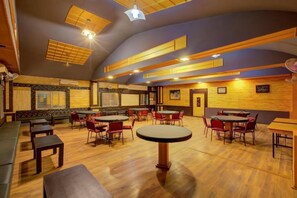 Dining - VH Hotels Mysore Road (Bengaluru)