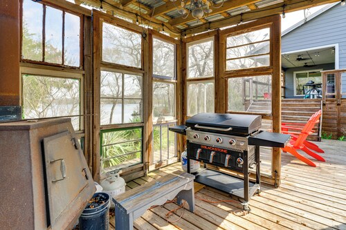 Lakefront Camp Creek Retreat w/ Dock