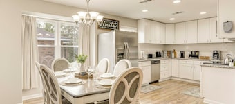 'Springs Stay Hideaway' Cozy 3BR Home in Denham