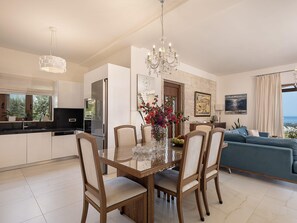 Villa | Restauranger