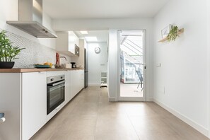 Private kitchen - Apartment in Malaga With Terrace (Fuengirola)