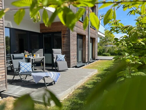 Modern oasis of peace at the national park: nature, beach & Zingst - for 2 with dog