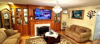 Charming 3-bedroom near Lake Michigan and less than 15 min from Mitchell airport