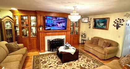 Charming 3-bedroom near Lake Michigan and less than 15 min from Mitchell airport