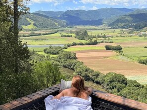 Aracê - Chalé no penhasco | Blick auf die Berge