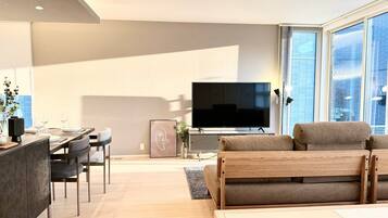 TV