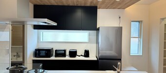 Akikawa Koshi 12 | 20 mins to TSMC | Wooden 4BR | Up to 8 Guests