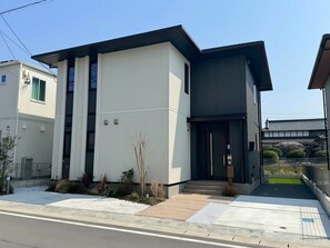 Exterior - Akikawa Koshi 9 | 15 mins to TSMC | Steel-Frame 4BR | Up to 5 Guests (合志市)