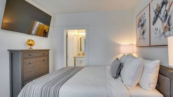 1 bedroom, iron/ironing board, Internet, bed sheets