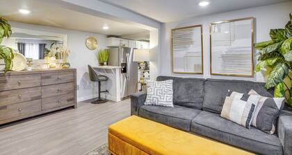 Work & Explore Downtown Tacoma! Convenient Condo