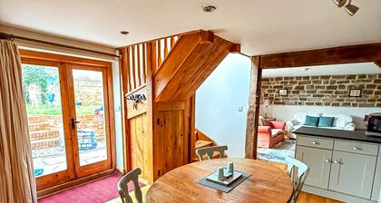 A charming rural cottage offering 3 double en-suite bedrooms