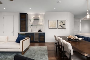 Interior - Luxury 2BR Condo | Private Balcony | Pool +Hot Tub (Horseshoe Bay)