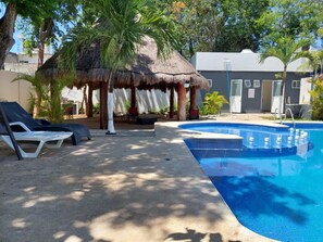Pool - House in Residencial Playa Azul, for up to 8 people, it is a quiet place. (Playa del Carmen)