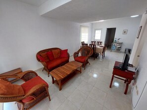 Living area - House in Residencial Playa Azul, for up to 8 people, it is a quiet place. (Playa del Carmen)