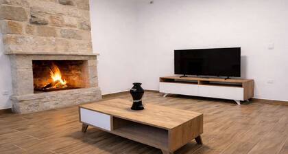 AG Stone Home - Idyllic Beachside Villa in Isthmia