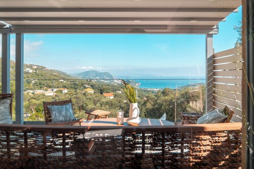 Superior Villa, Goldeneye Luxury Villas