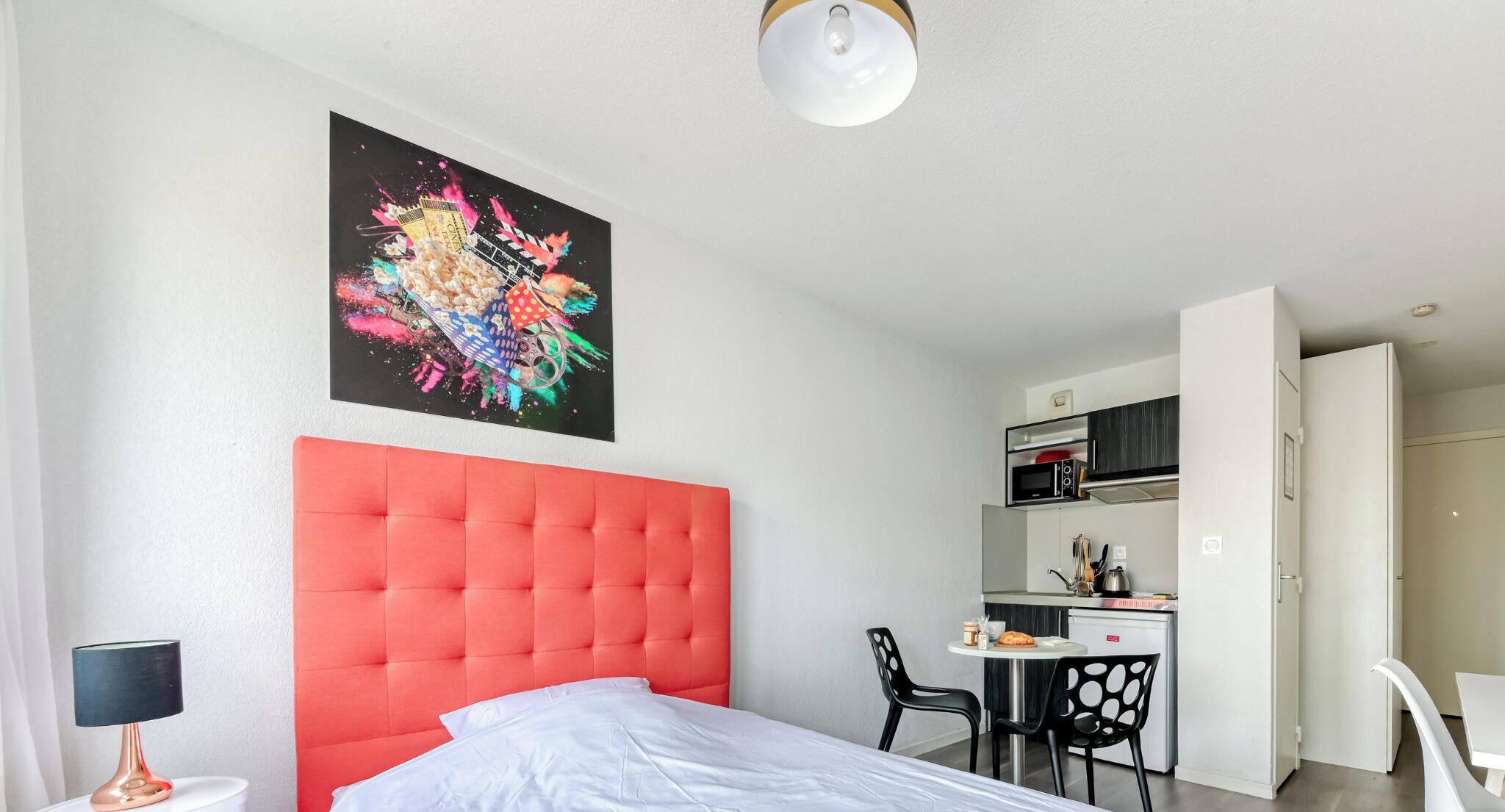 1 bedroom, WiFi, bed sheets