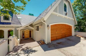 Exterior - Lake Arrowhead Home and Guest House-Pet Friendly (Lake Arrowhead)