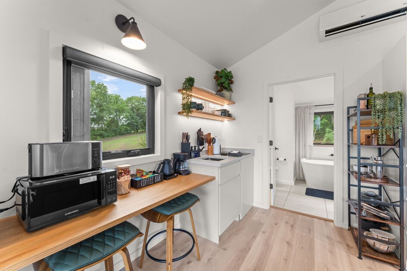 Coffee/tea maker, microwave, stovetop, toaster