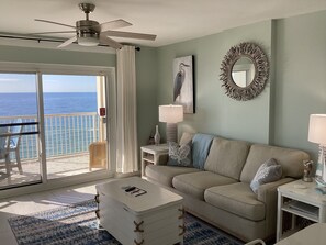 Smart TV - Beautiful gulf front 2 bedroom 2 bath steps to the water (Gulf Shores)