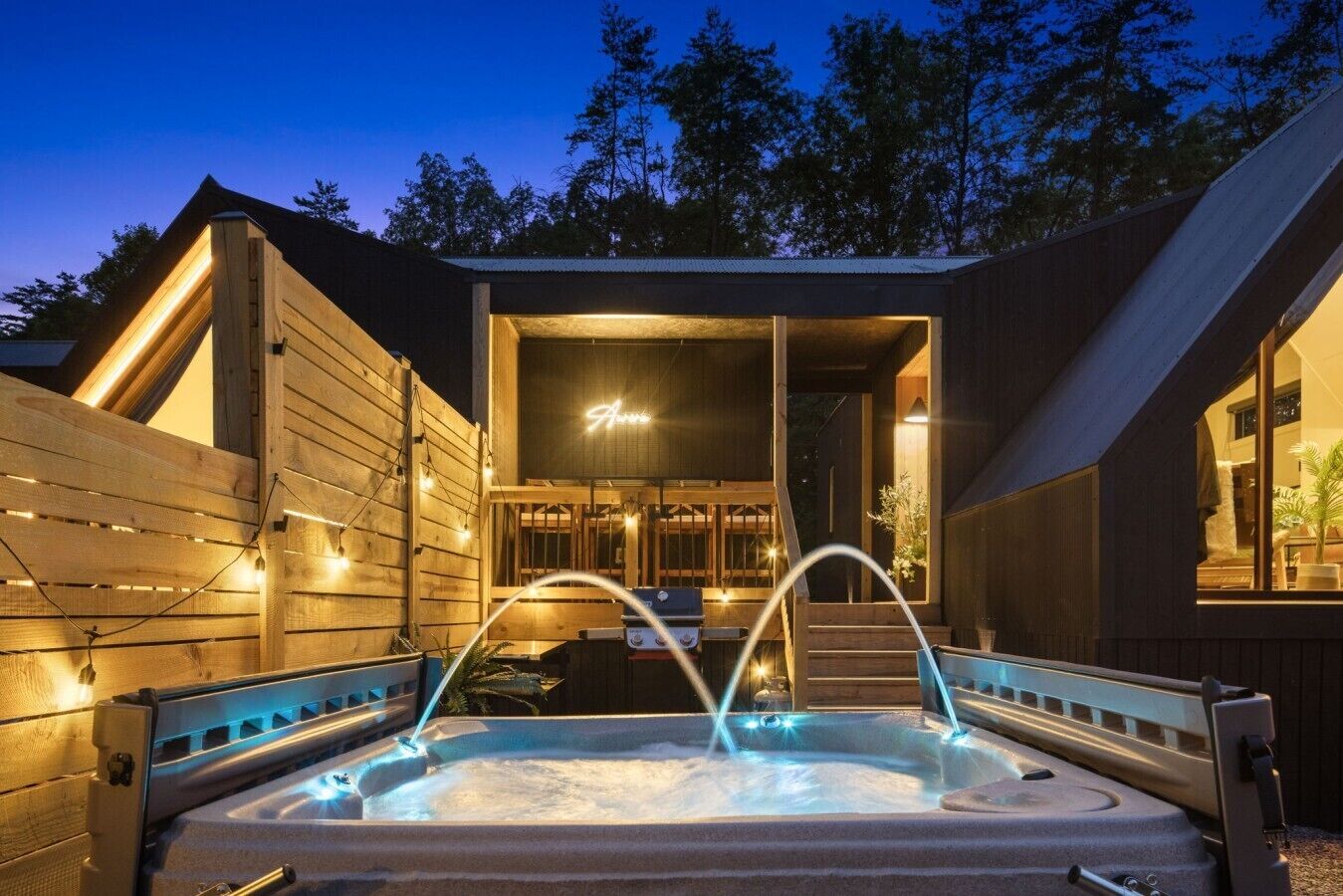 Bain à remous extérieur