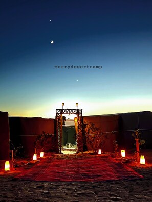 Property grounds - Campsite. Where you are you going to spend your nights in desert. (Merzouga)