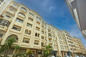Exterior - Chic 3BR in Racine by Bd Massira (Casablanca)
