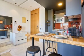 Fridge, microwave, oven, stovetop - Sunlit Loft with terrace– B Living 1 BR (Casablanca)
