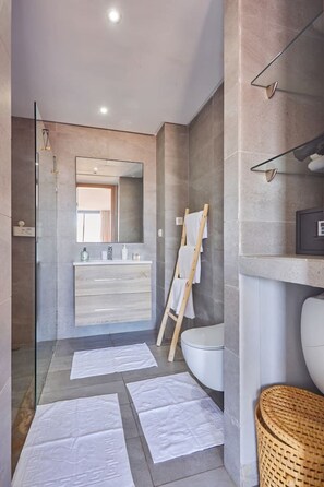 Hair dryer, towels - Le loft du soleil B living (Casablanca)