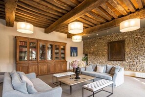 Living area - Hotel de l Abbaye Le Tronchet Saint Malo (Le Tronchet)