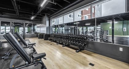 Brand New 1bd Apt w/ Gym