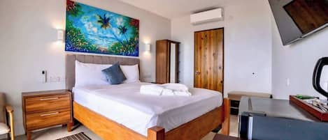 House, Patio, City View | 1 bedroom