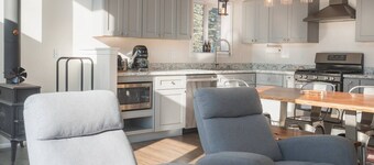 The Frontier Hideaway