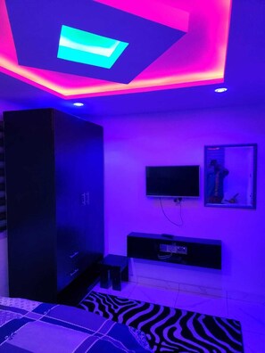 3 bedrooms, WiFi, bed sheets - A very beautiful luxury apartment in lagos mainland (Lagos)