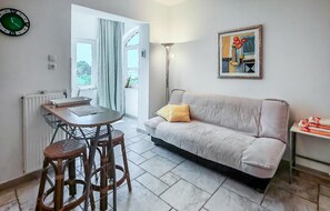 TV - 1 bedroom nice apartment in Barbat (Barbat)