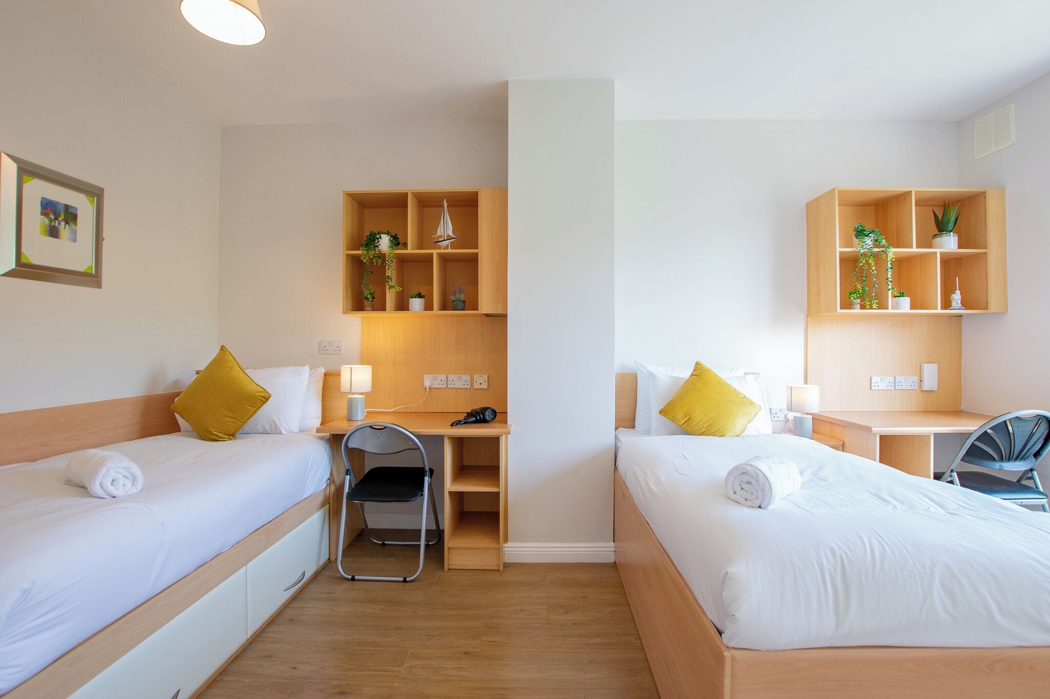 4 bedrooms, WiFi, bed sheets