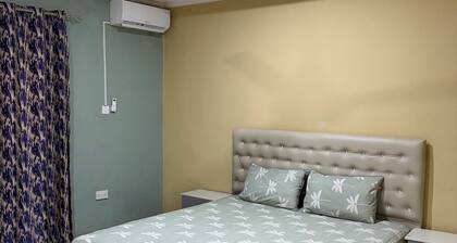 Ceesay Residence Room 17