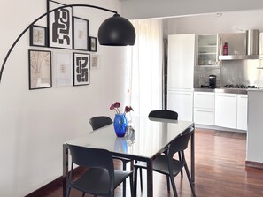 Dining - Epipoli23 Apartment (Siracusa)