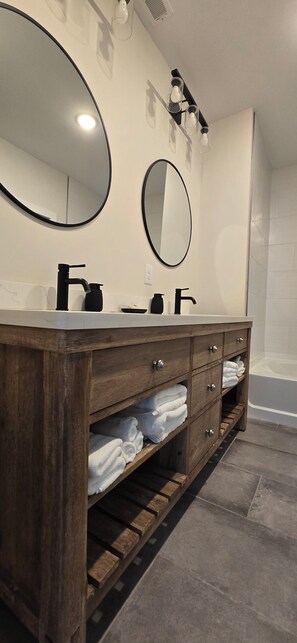 Bathroom - Industrial Modern Loft in Historic Downtown Miamisburg (Miamisburg)