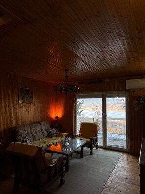 Chalet, 2 Bedrooms, Balcony, Lake View | Living room - Mavrovo Lake View Chalet (Leunovo)