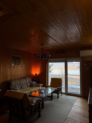 Chalet, 2 Bedrooms, Balcony, Lake View | Living room - Mavrovo Lake View Chalet (Leunovo)