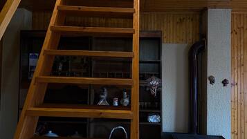 Chalet, 2 Schlafzimmer, Balkon, Seeblick | Innenbereich